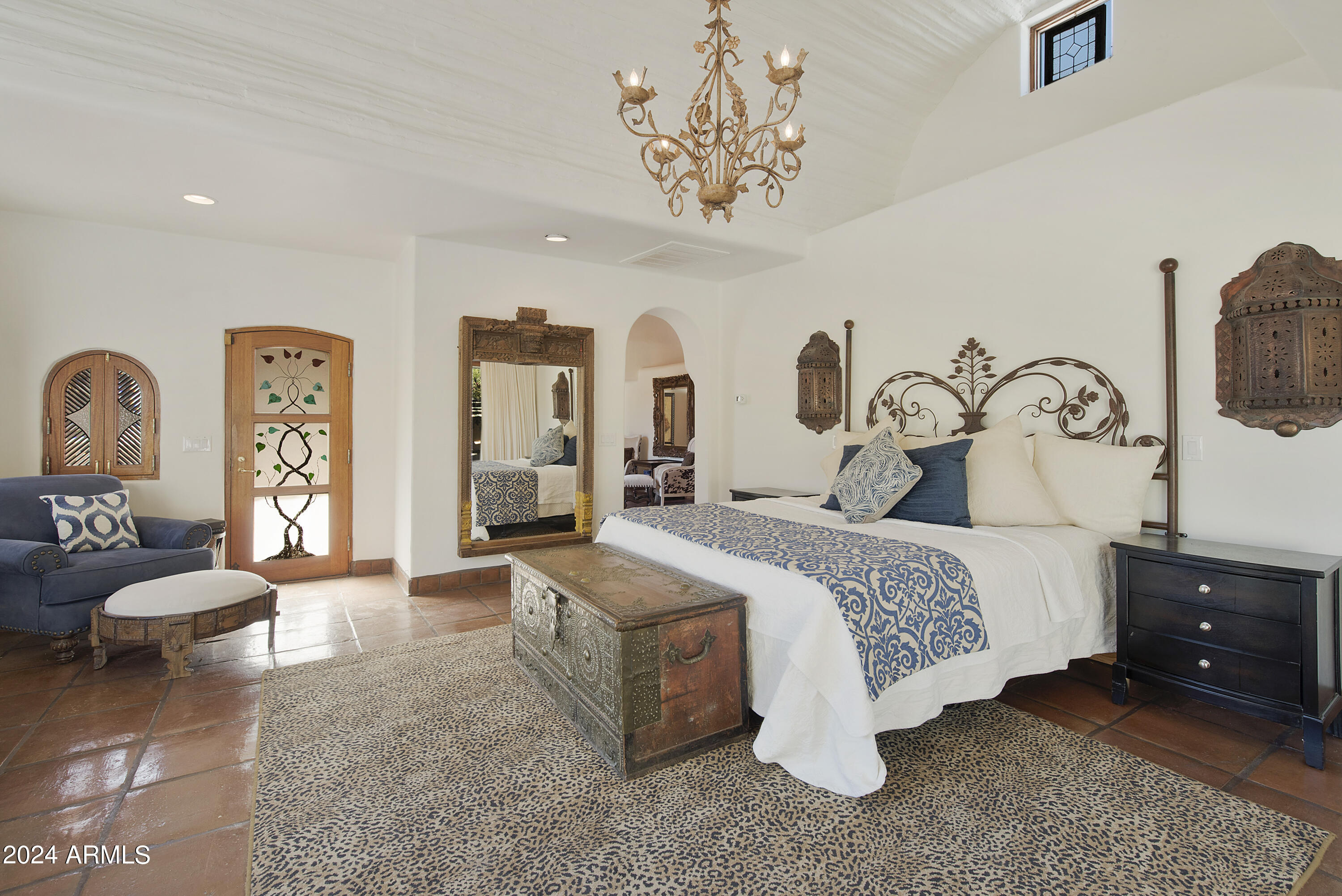 4754 E VALLEY VISTA Lane