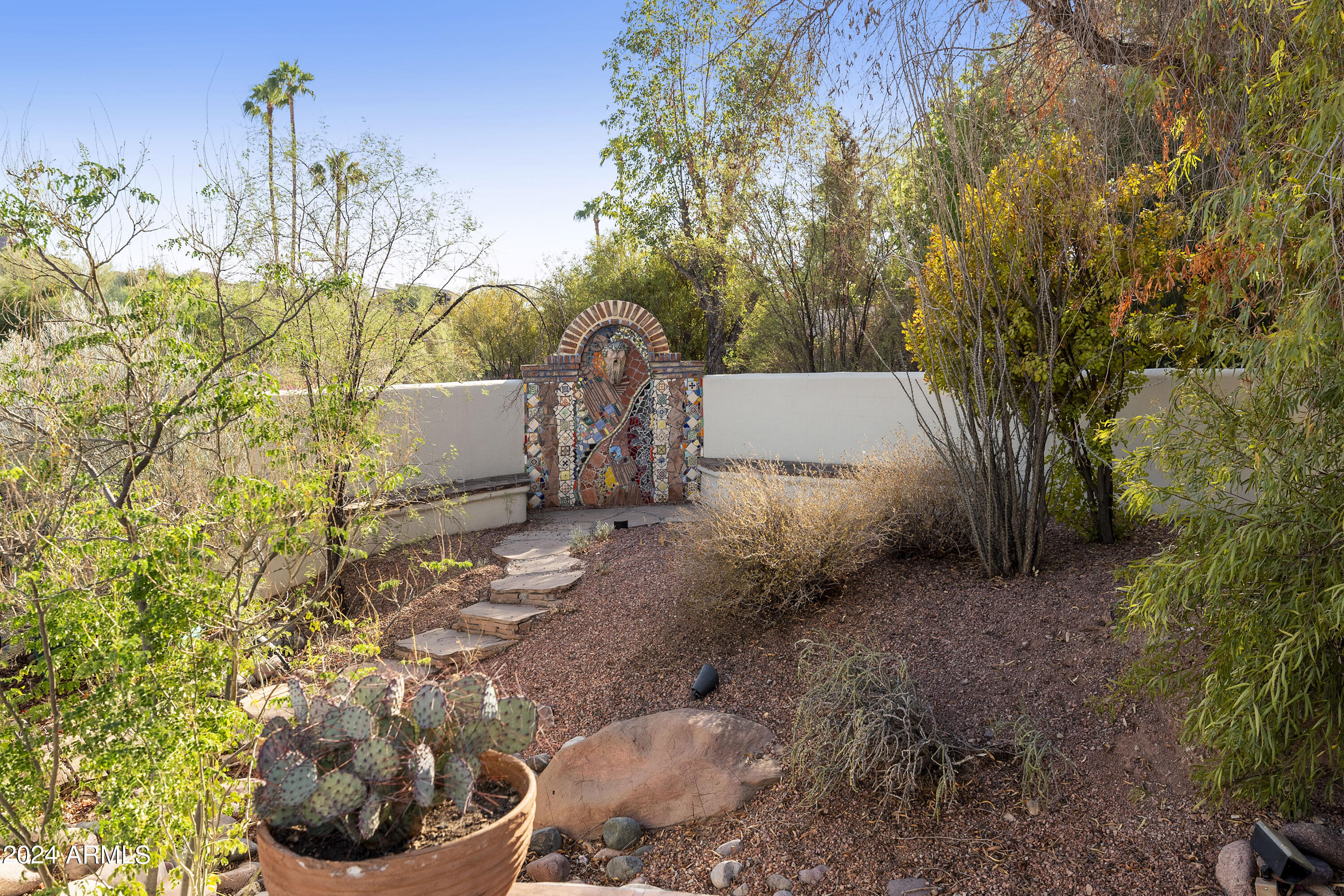 4754 E VALLEY VISTA Lane