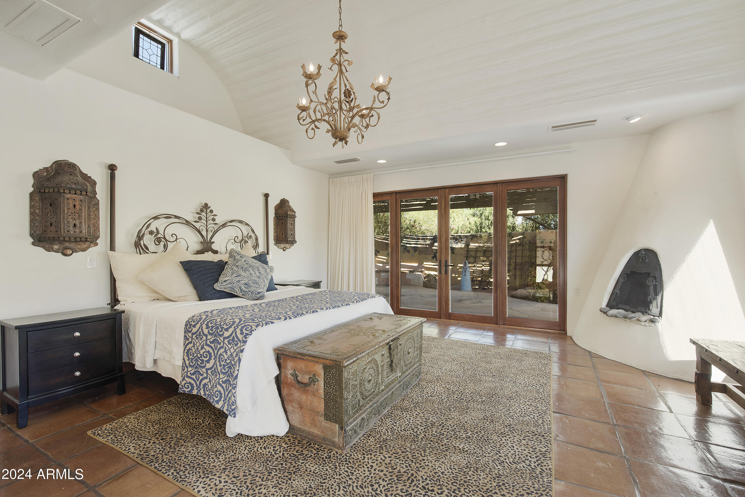 4754 E VALLEY VISTA Lane