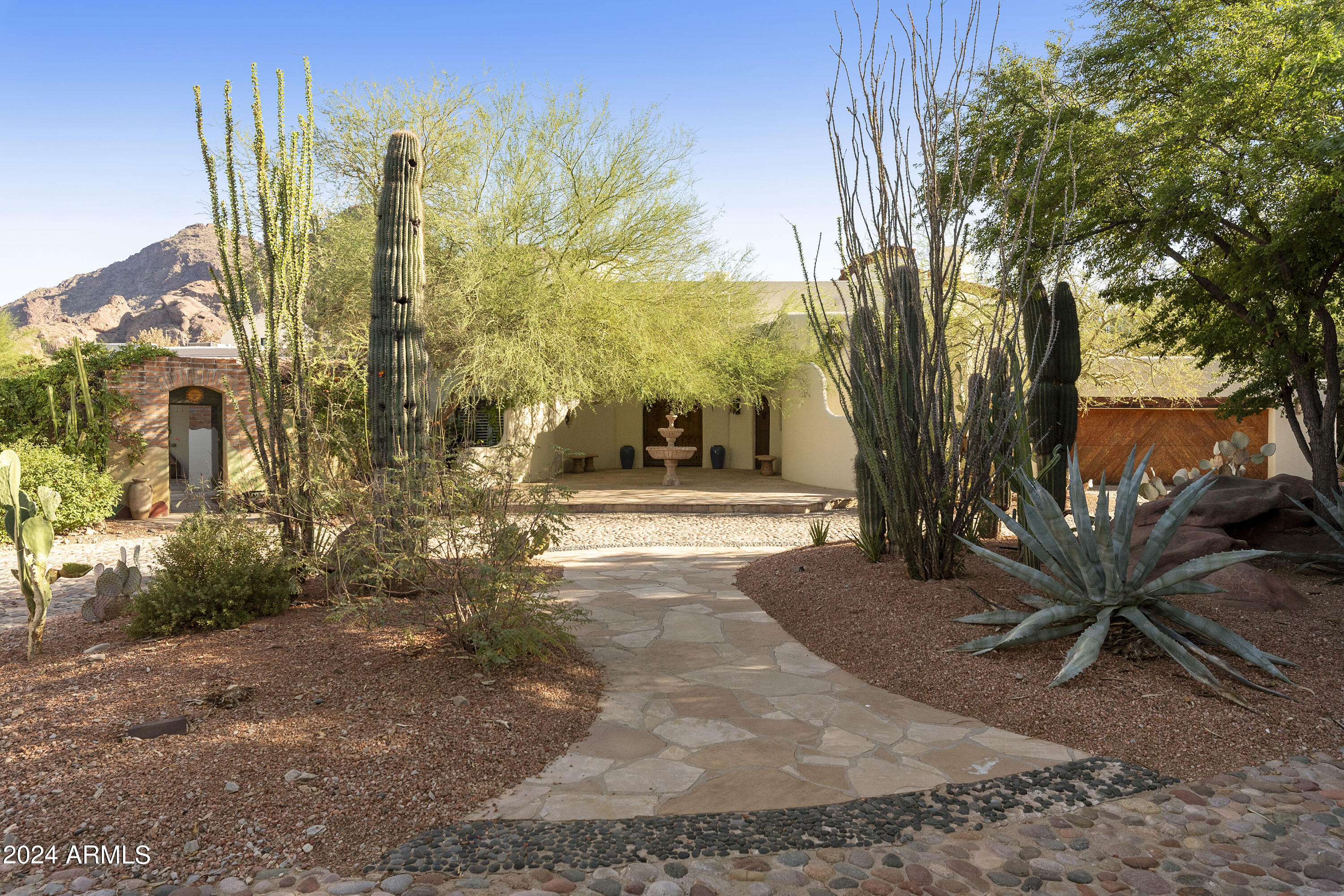 4754 E VALLEY VISTA Lane