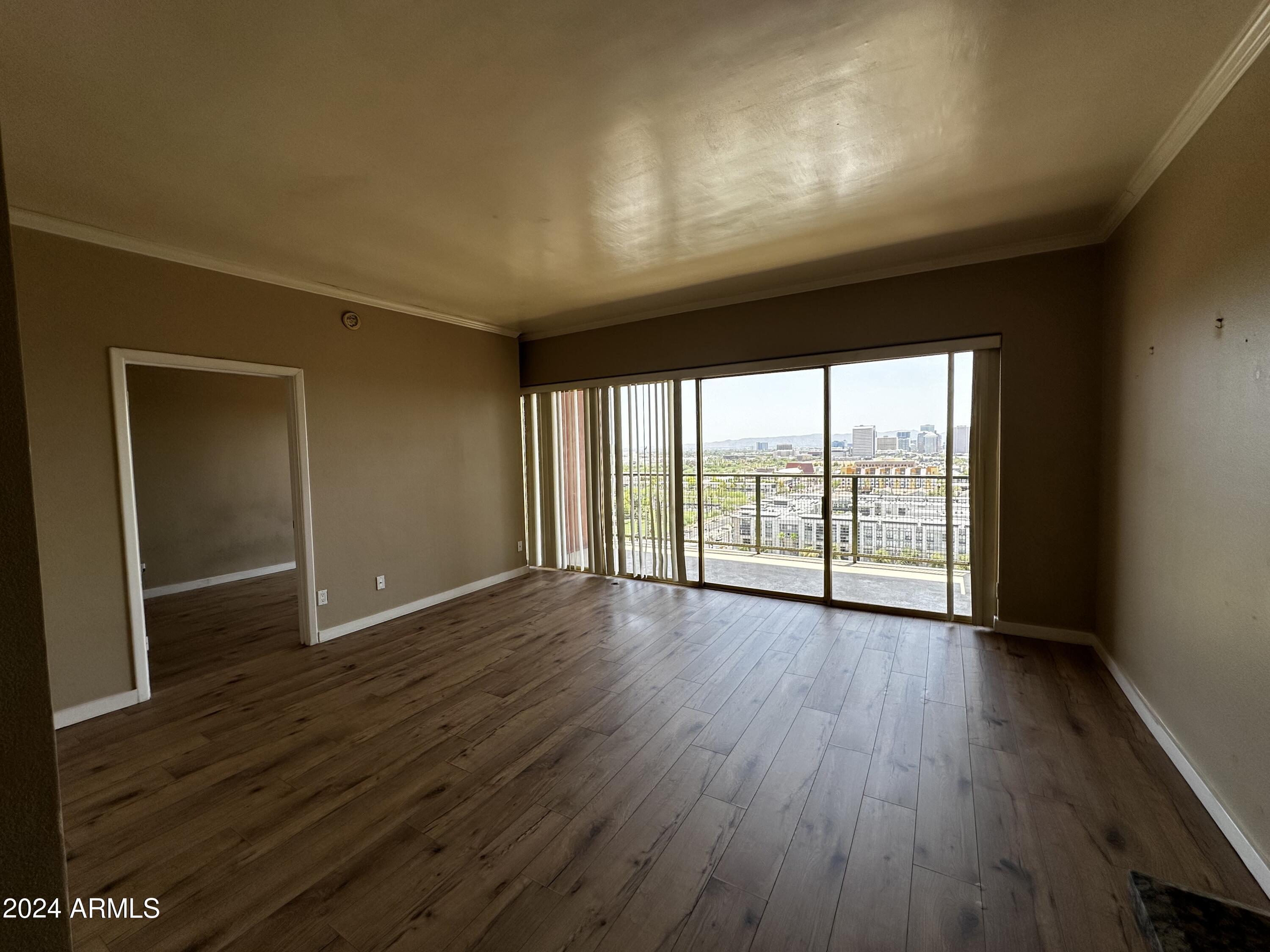 4750 N Central Avenue # 14E