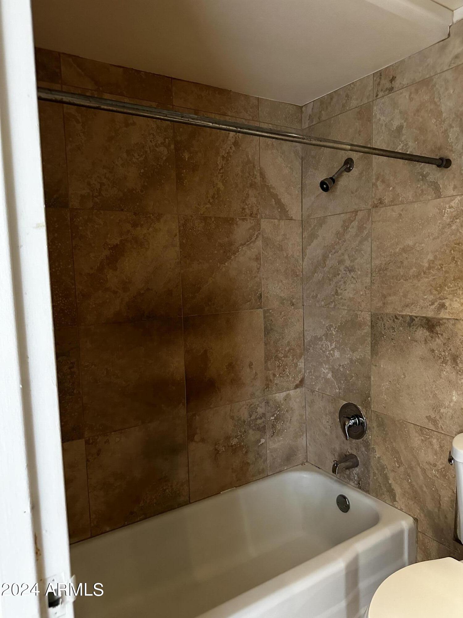 4750 N Central Avenue # 14E