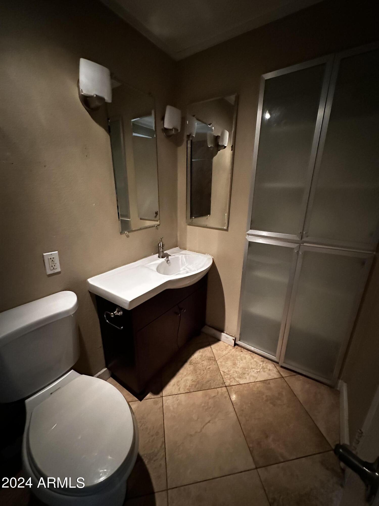 4750 N Central Avenue # 14E