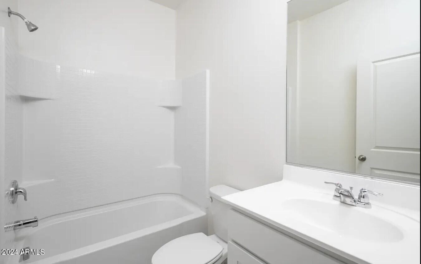 3967 E CHARLES AUSTIN Lane