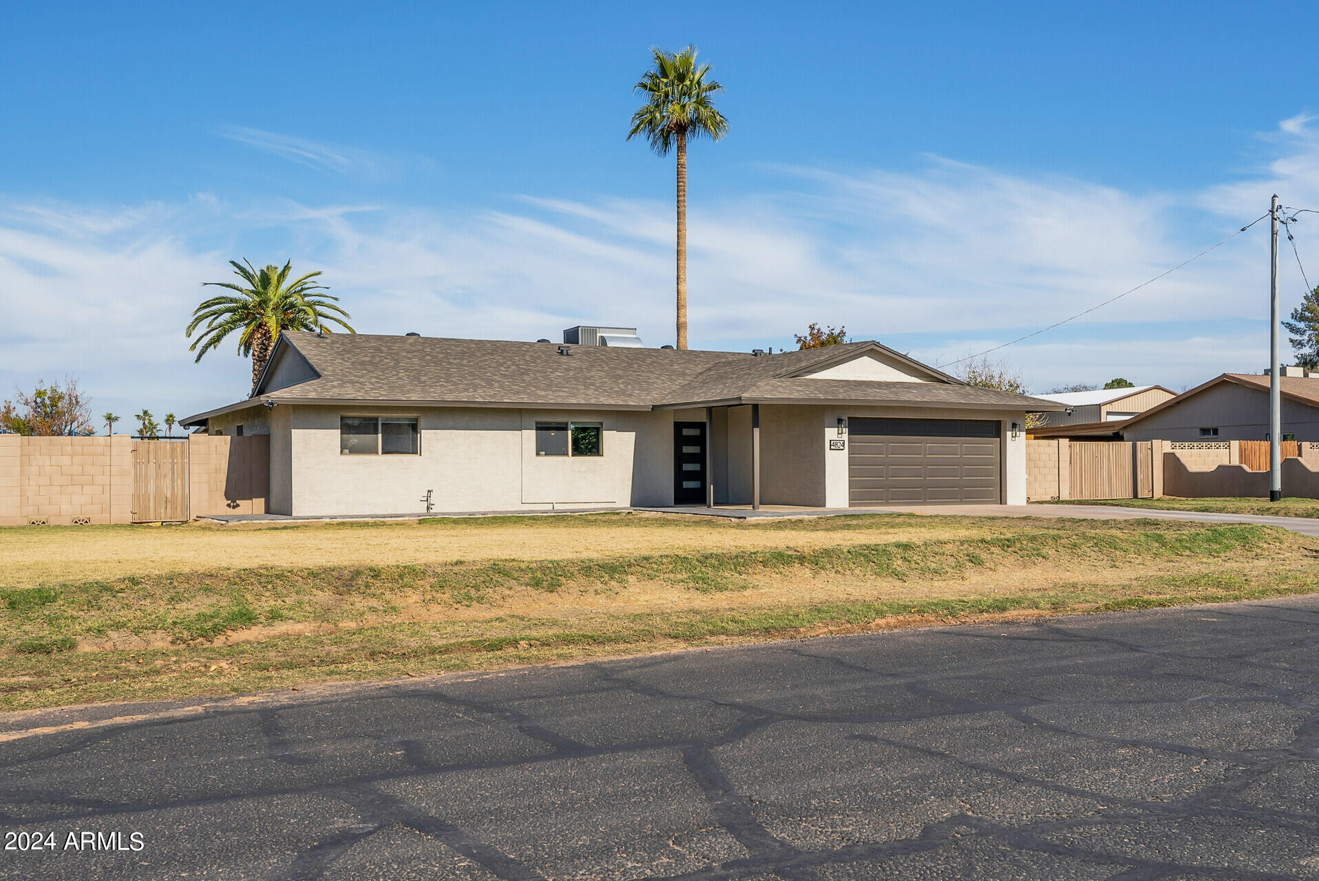 4824 W WALTANN Lane