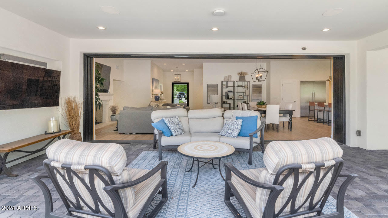 4601 E CALLE DEL MEDIO --