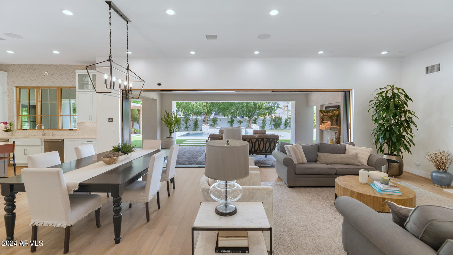 4601 E CALLE DEL MEDIO --