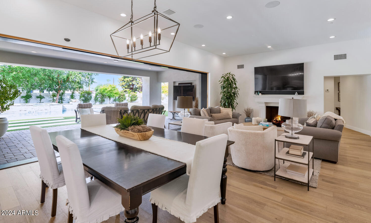 4601 E CALLE DEL MEDIO --