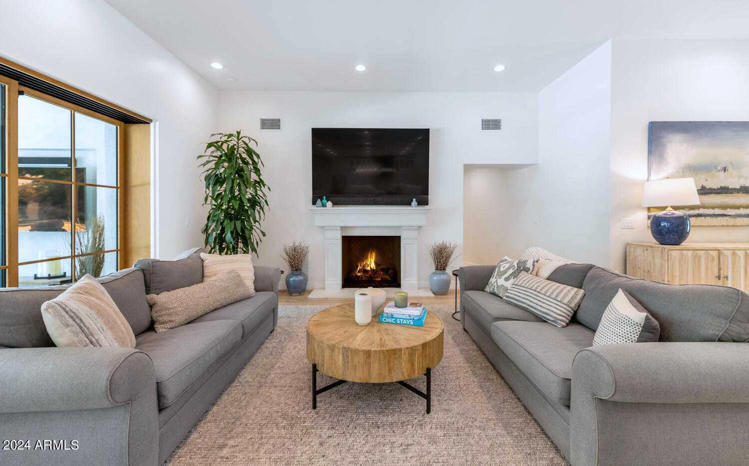 4601 E CALLE DEL MEDIO --