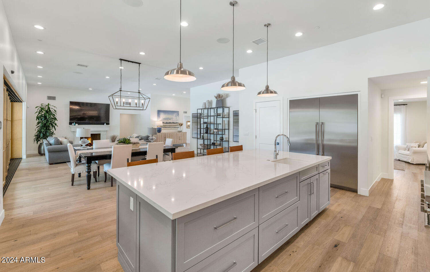 4601 E CALLE DEL MEDIO --