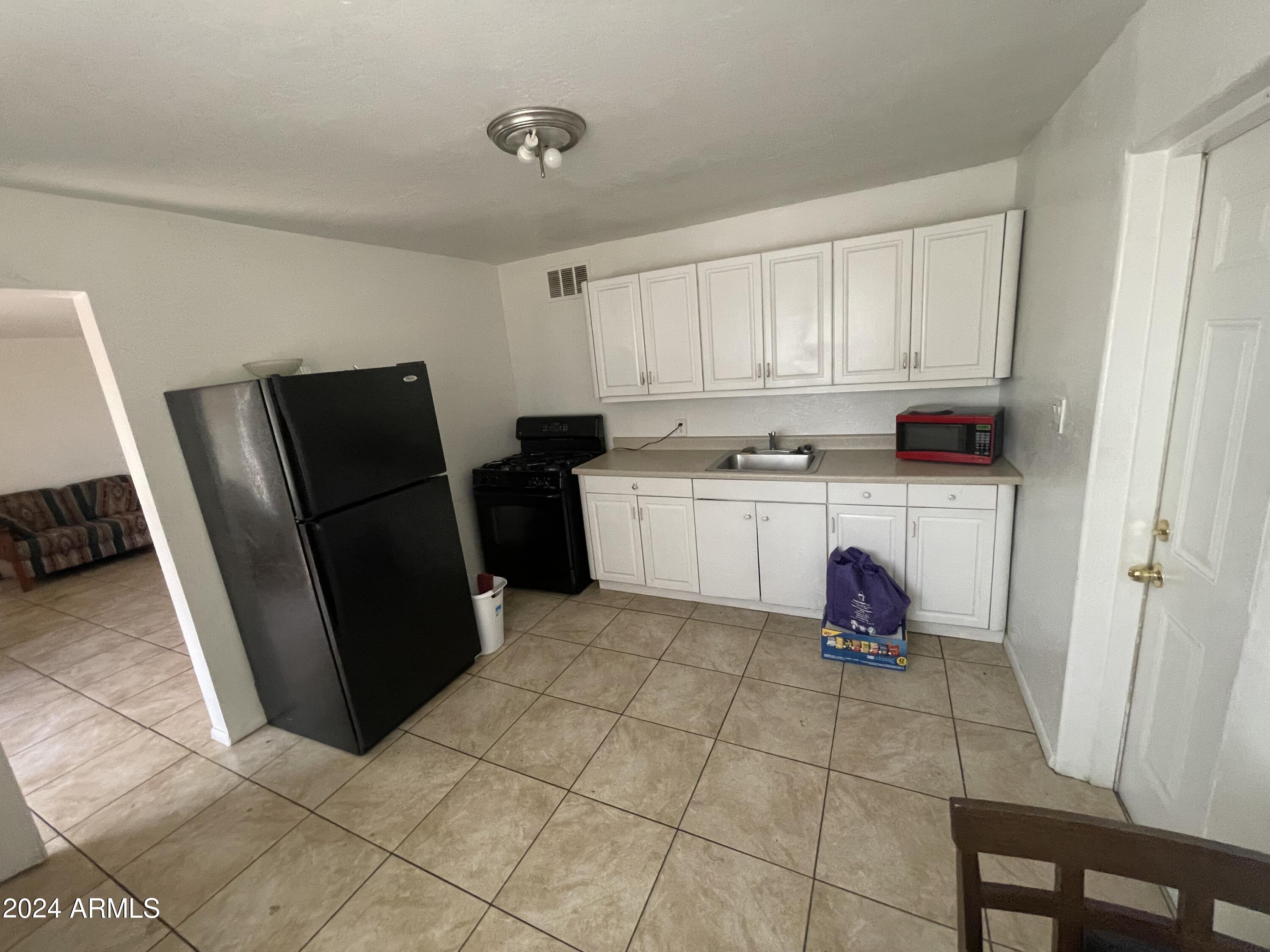 542 W MOUNTAIN VIEW Road