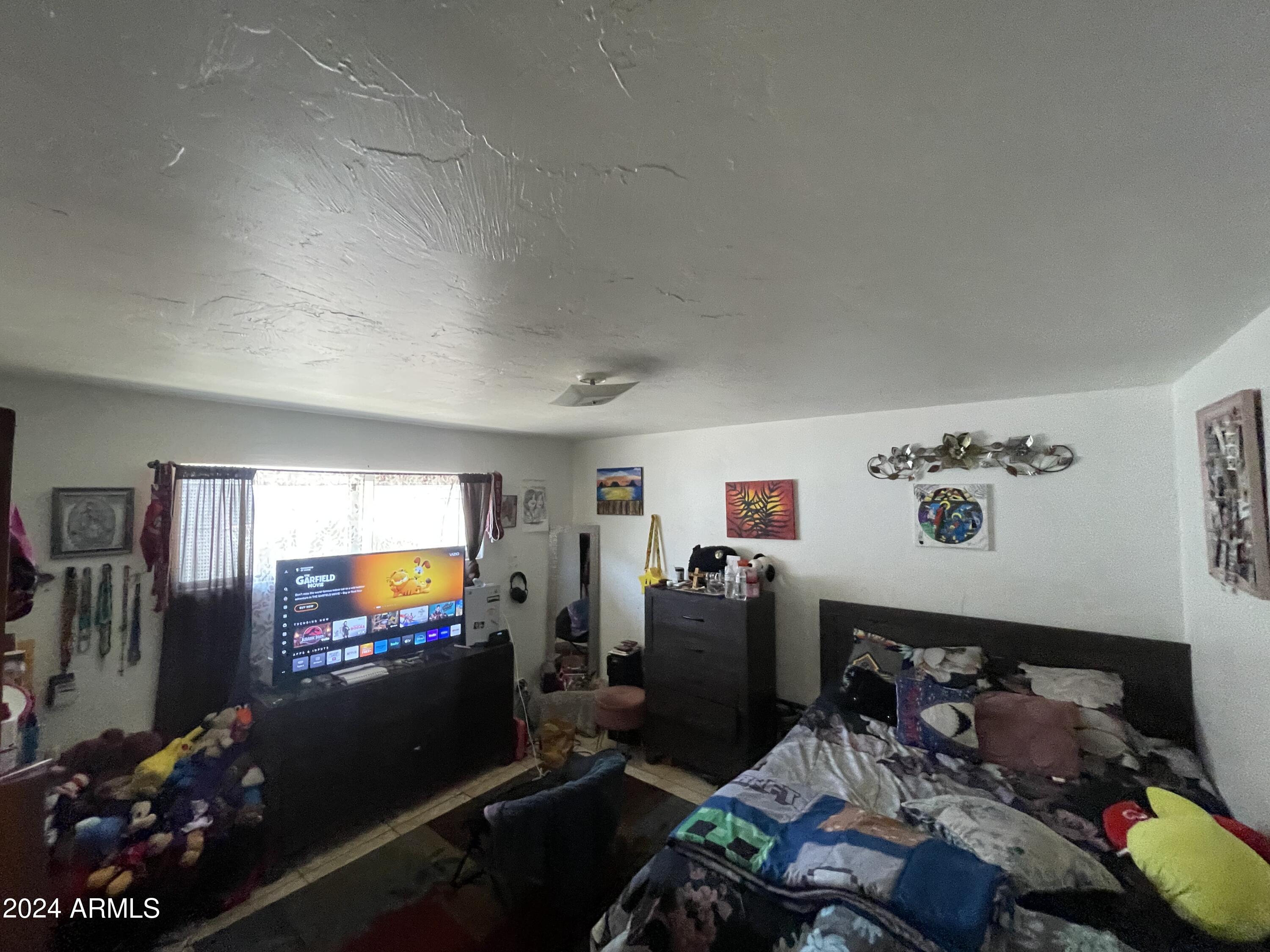 542 W MOUNTAIN VIEW Road