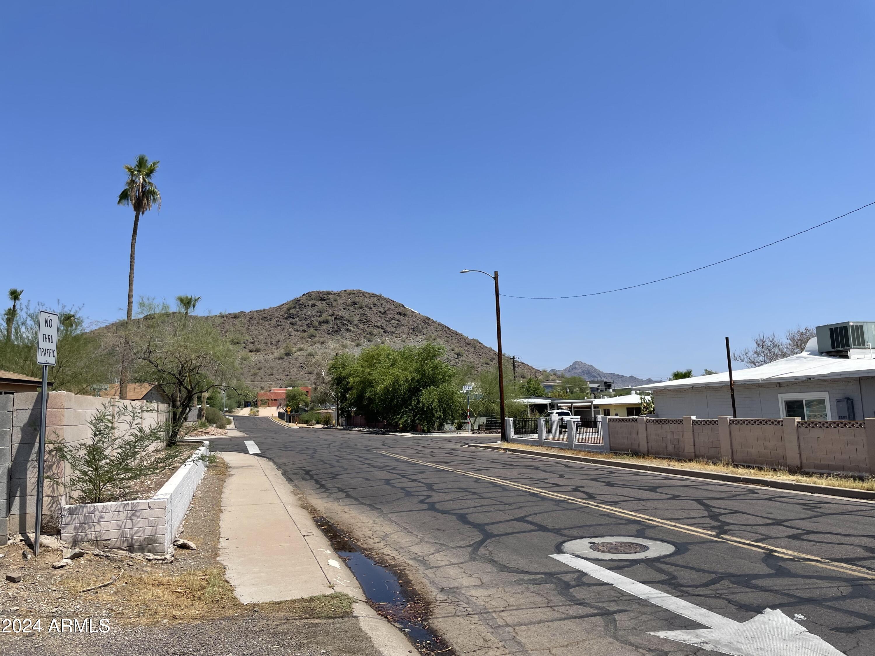 542 W MOUNTAIN VIEW Road