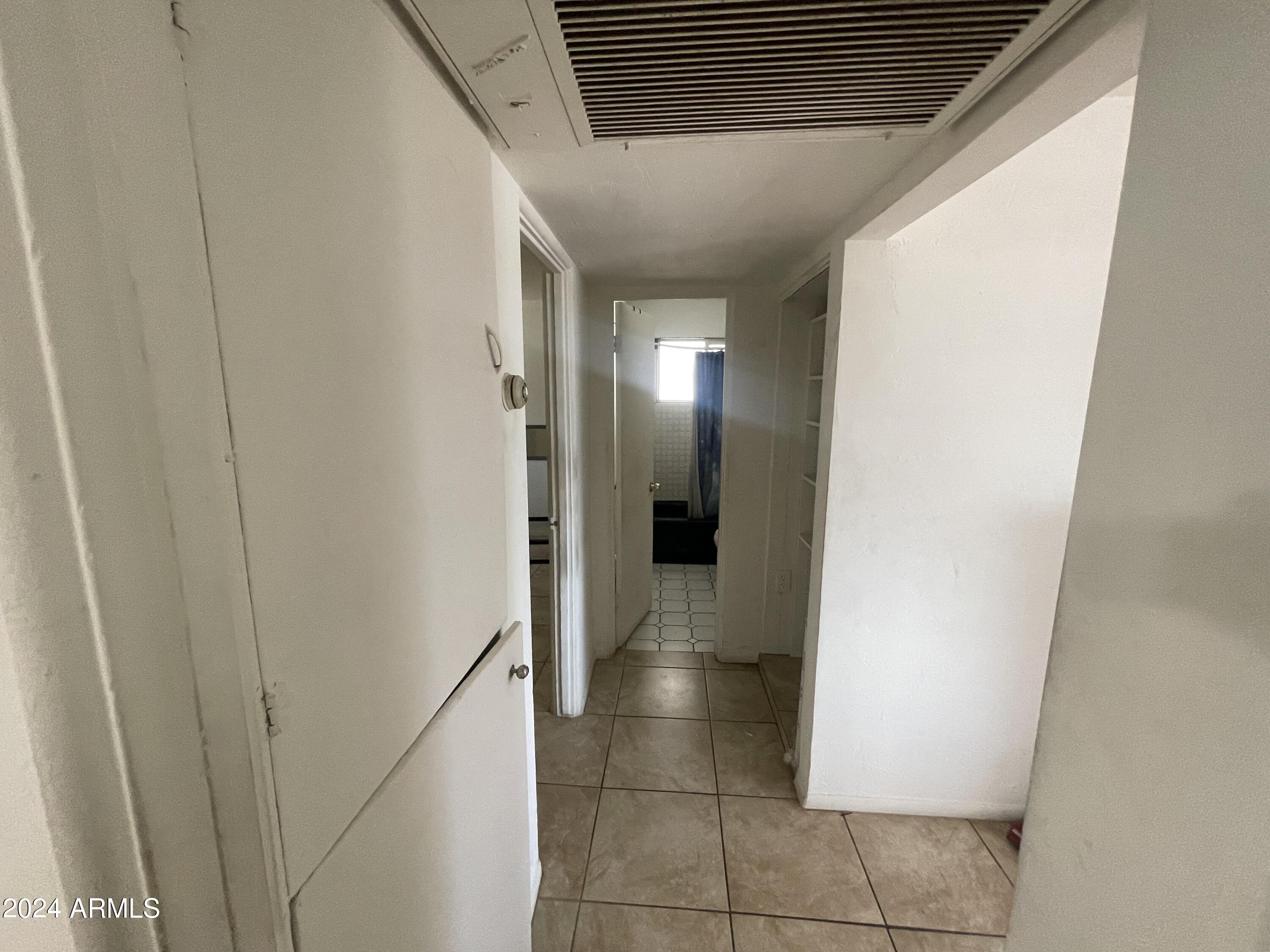 542 W MOUNTAIN VIEW Road