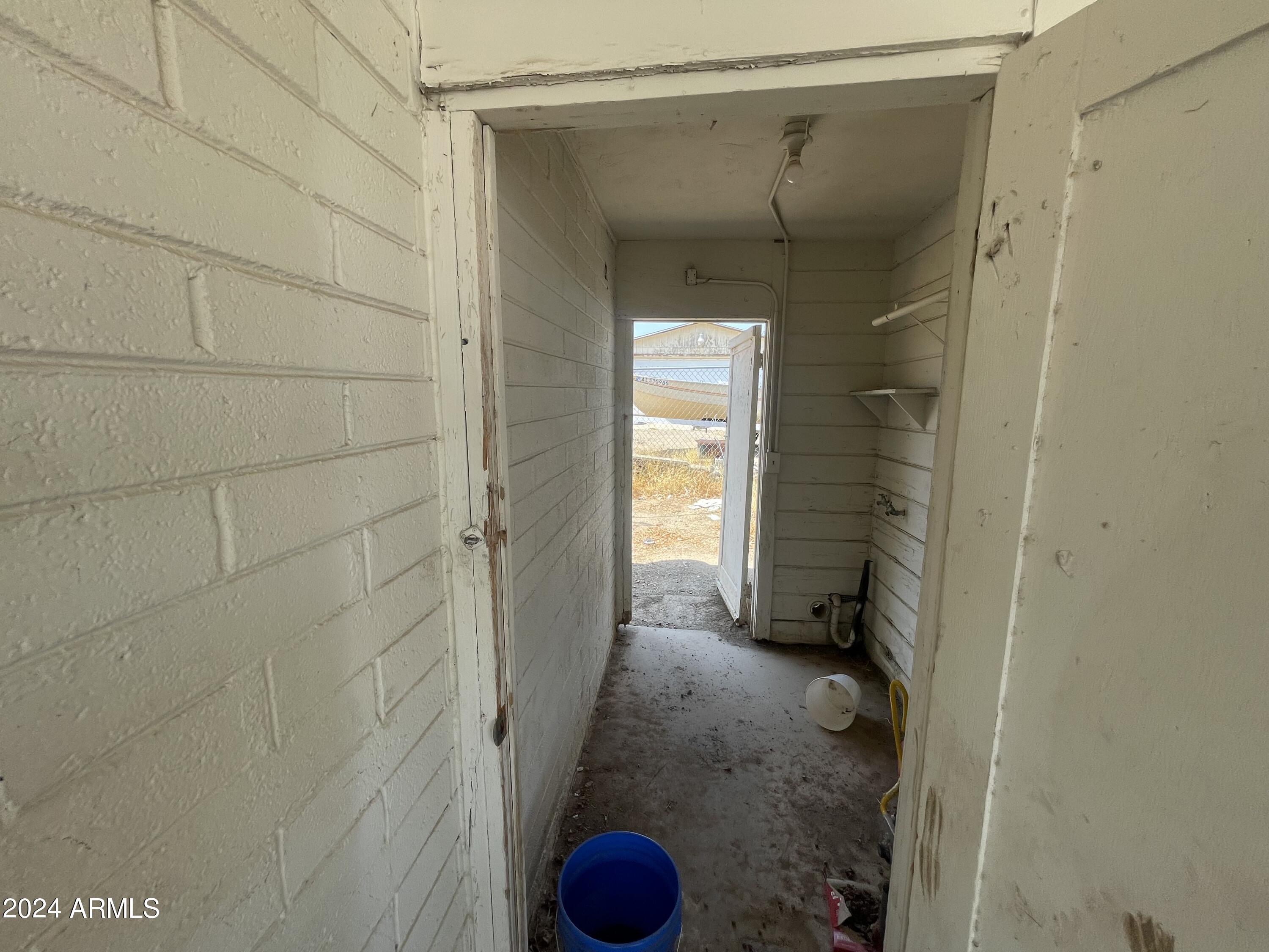 542 W MOUNTAIN VIEW Road