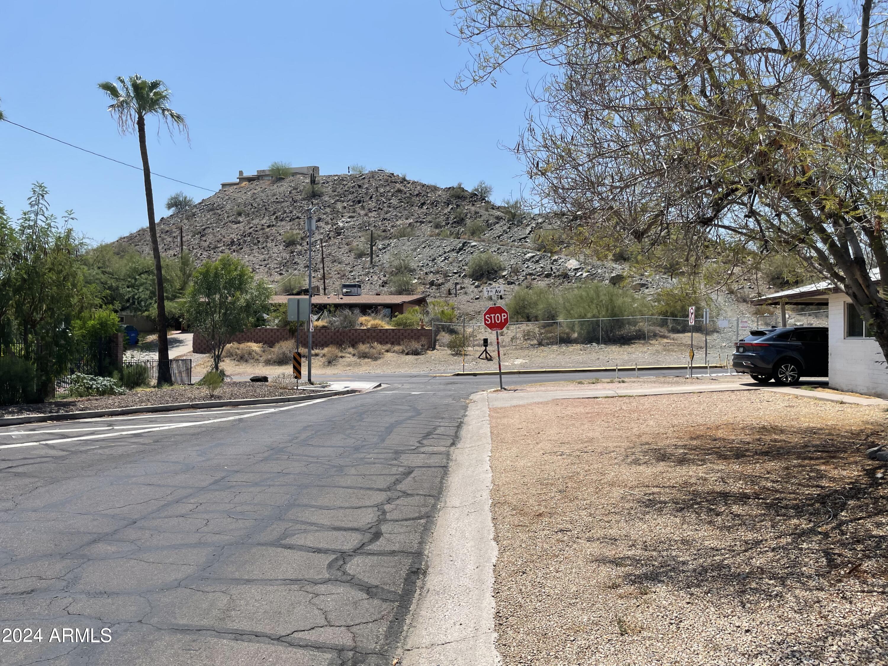 542 W MOUNTAIN VIEW Road