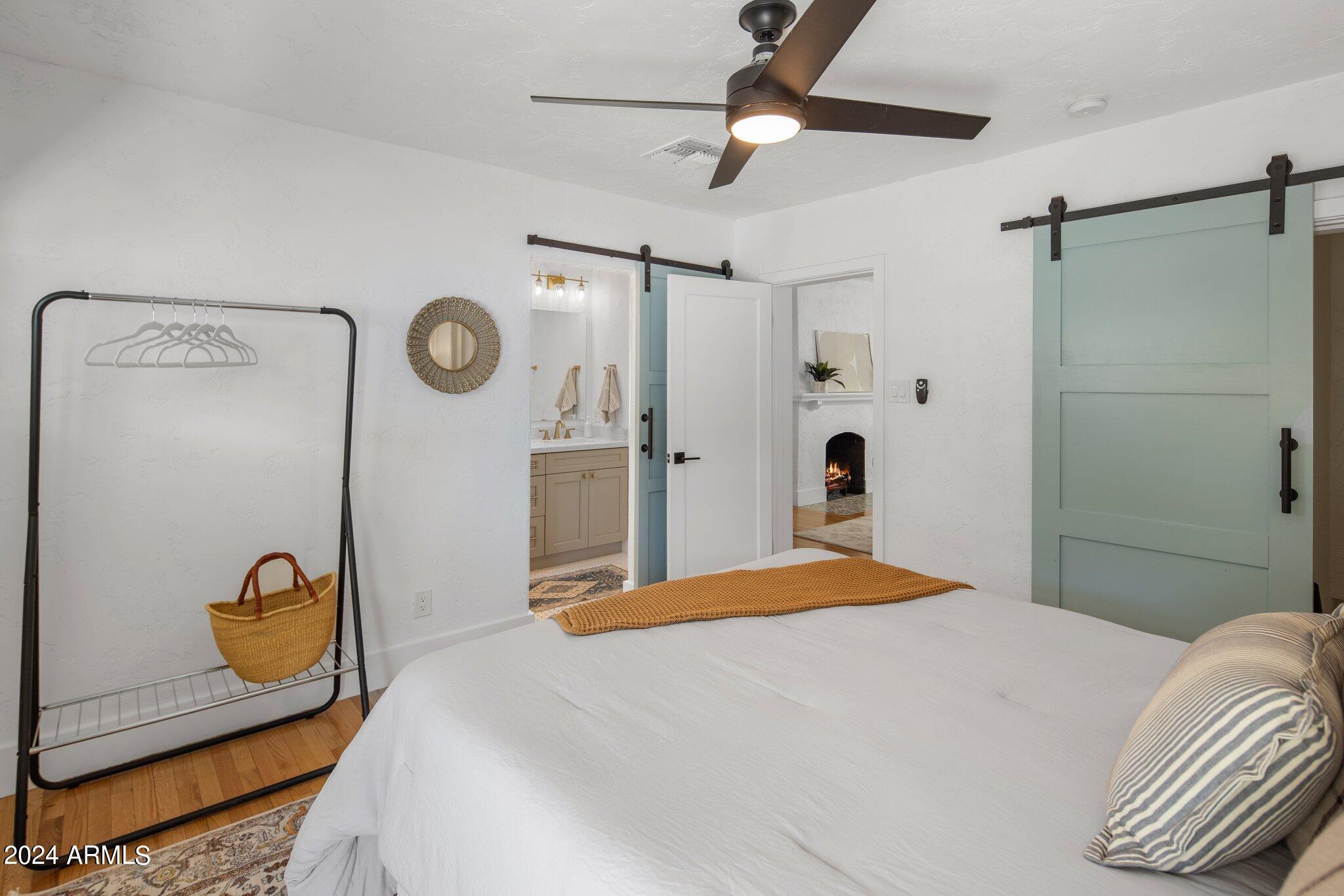 309 W ENCANTO Boulevard
