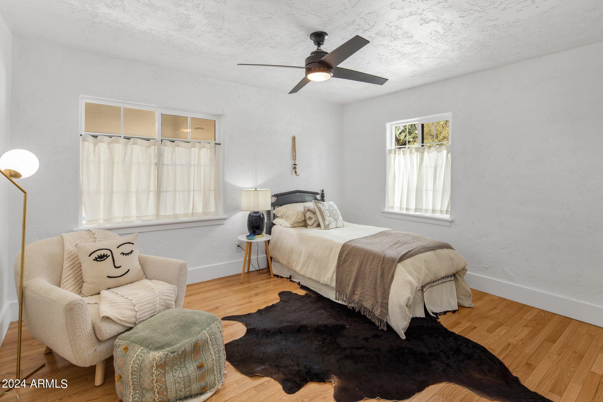309 W ENCANTO Boulevard