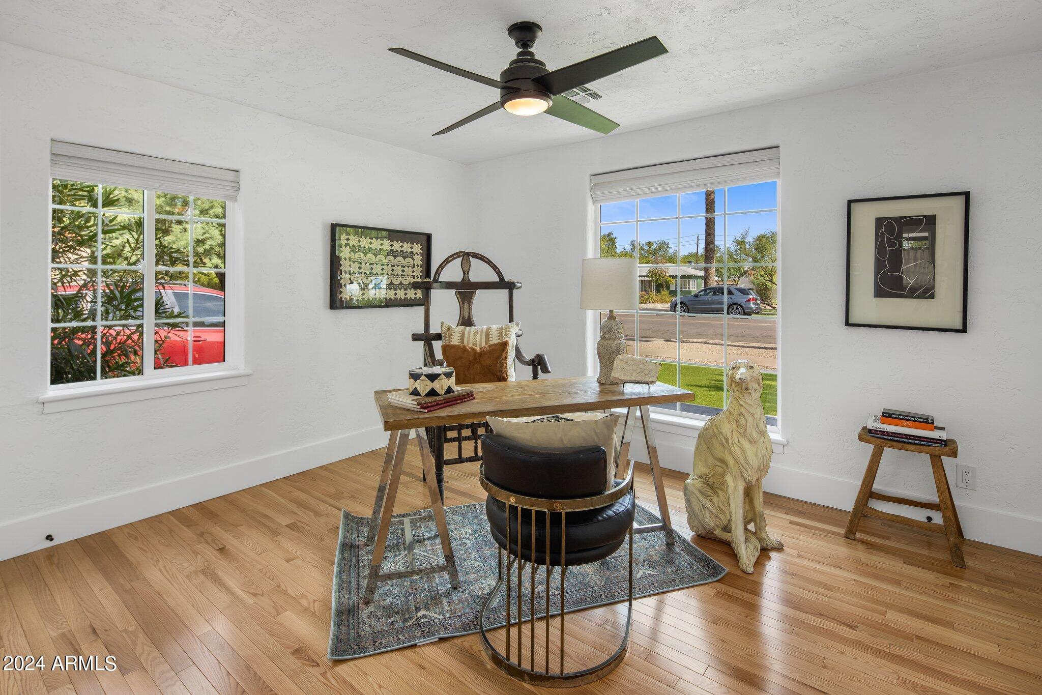 309 W ENCANTO Boulevard