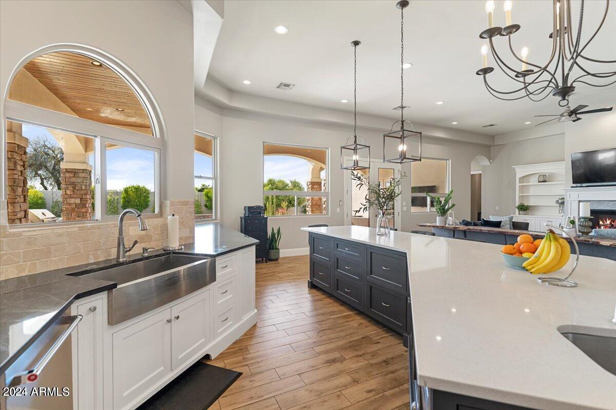 5600 S GEMSTONE Drive