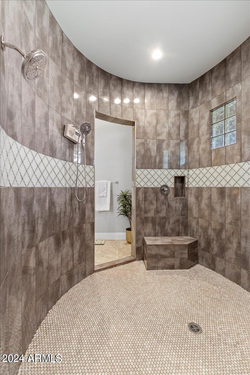 5600 S GEMSTONE Drive