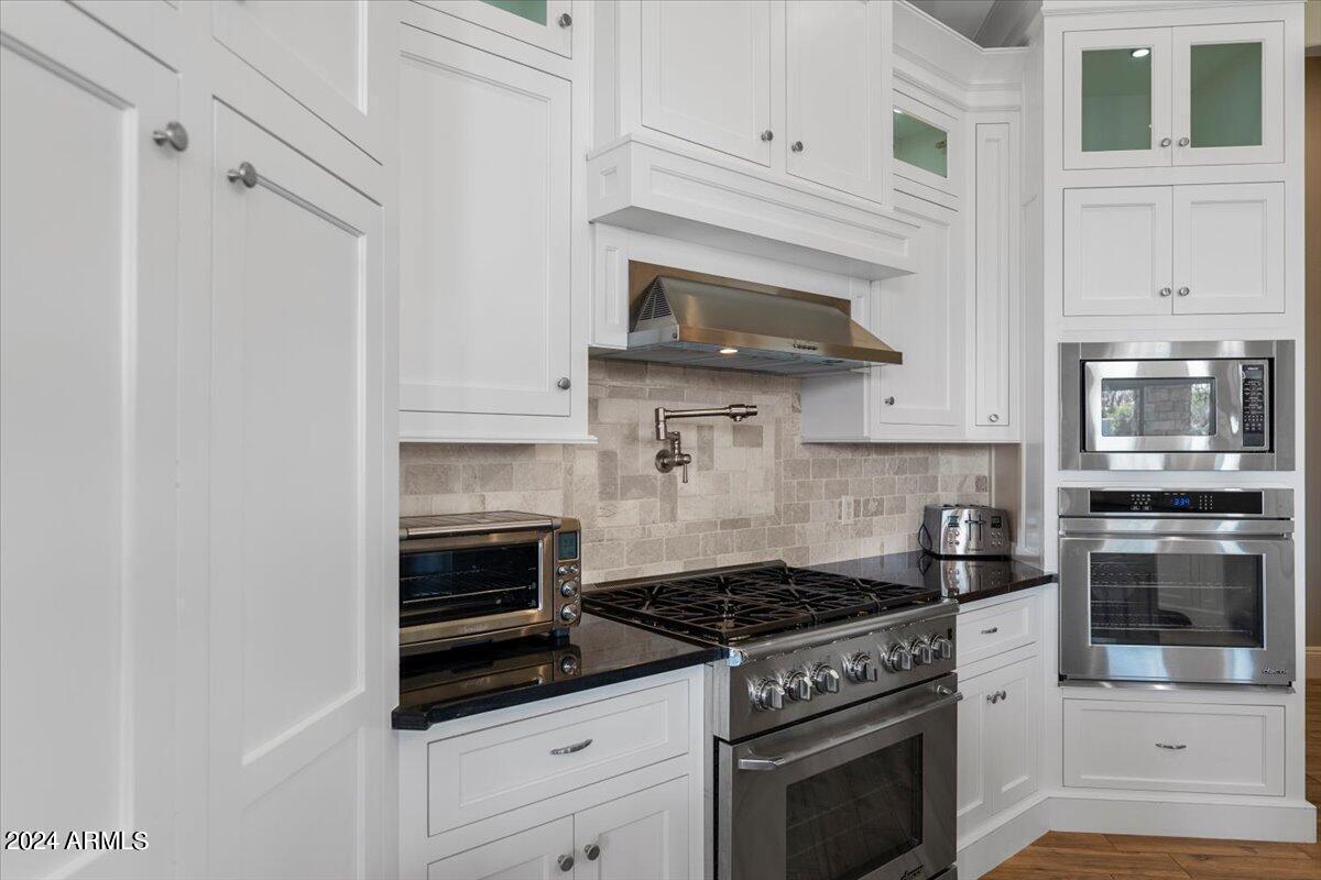 5600 S GEMSTONE Drive