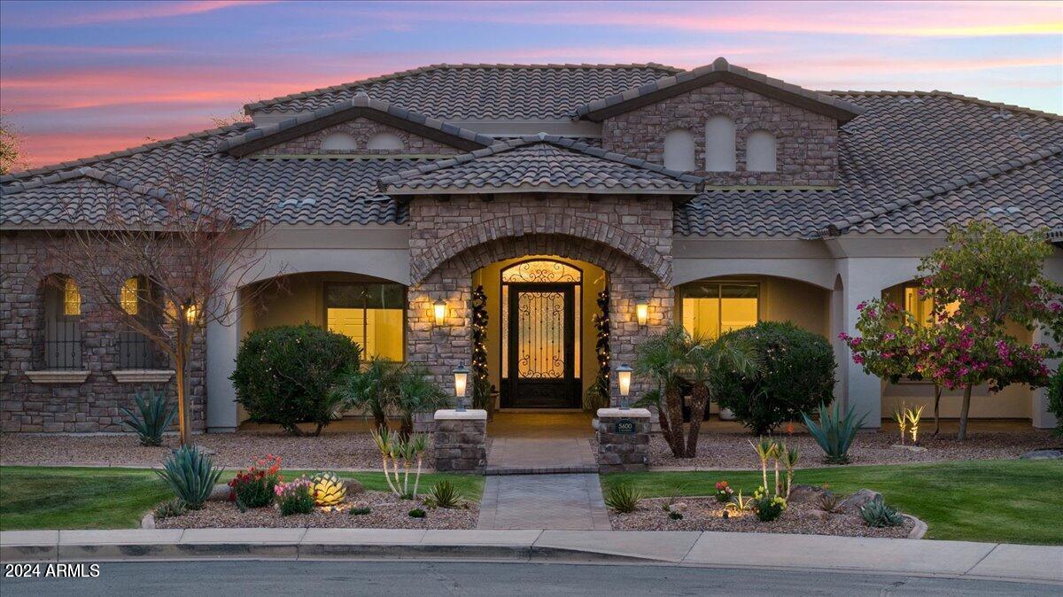 5600 S GEMSTONE Drive