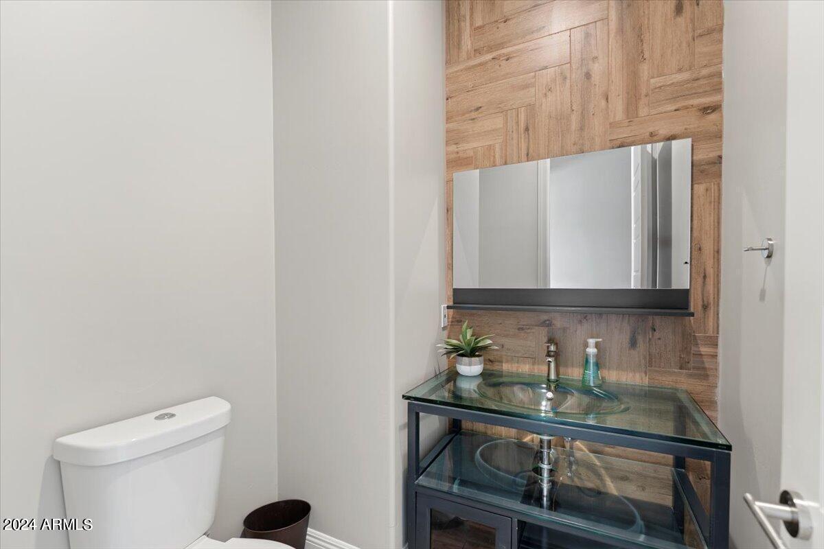 5600 S GEMSTONE Drive