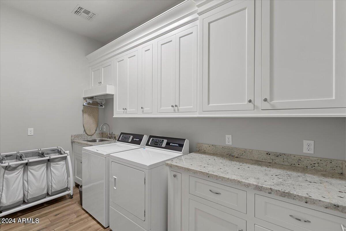 5600 S GEMSTONE Drive