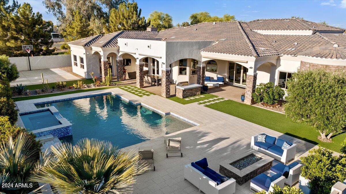 5600 S GEMSTONE Drive