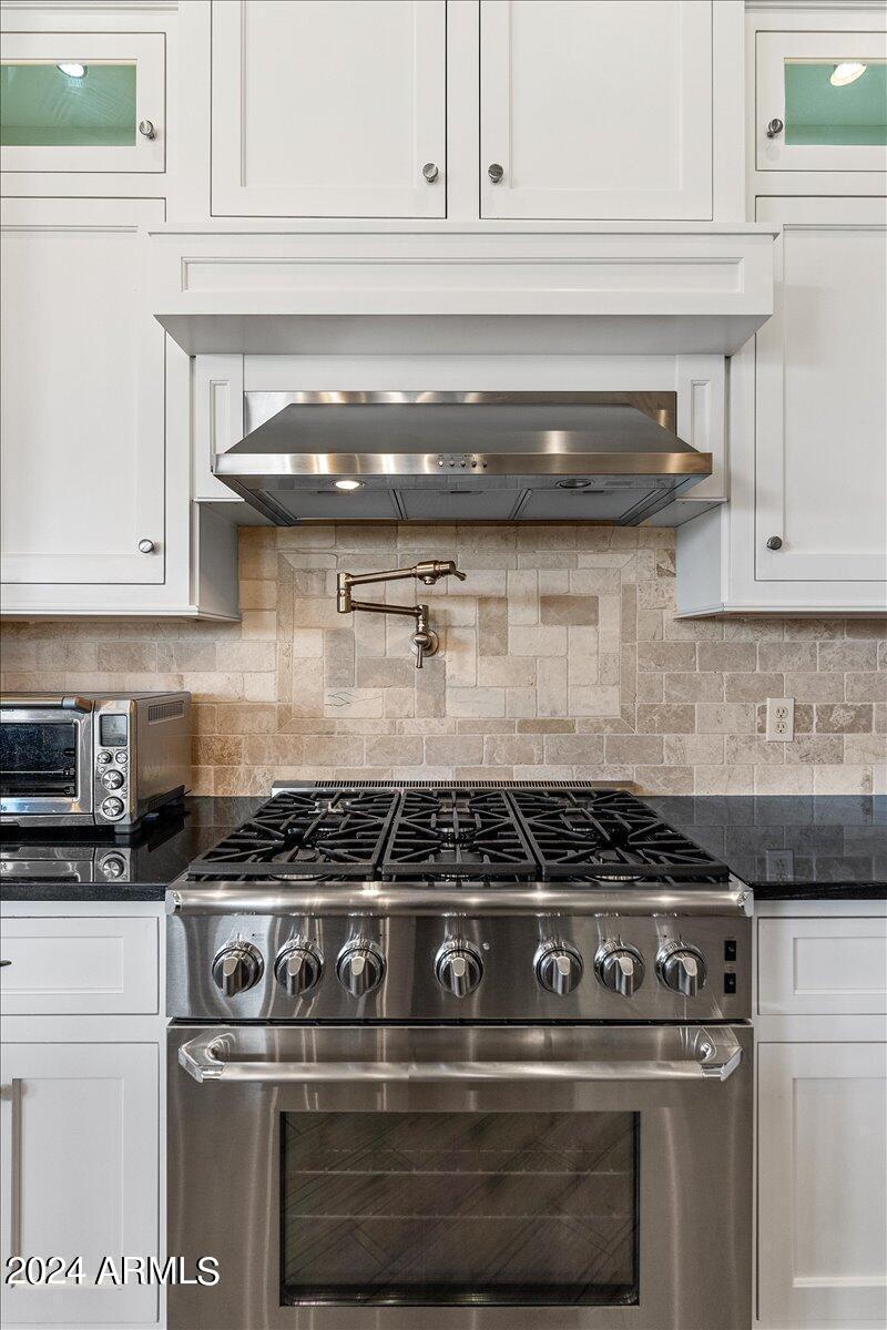 5600 S GEMSTONE Drive