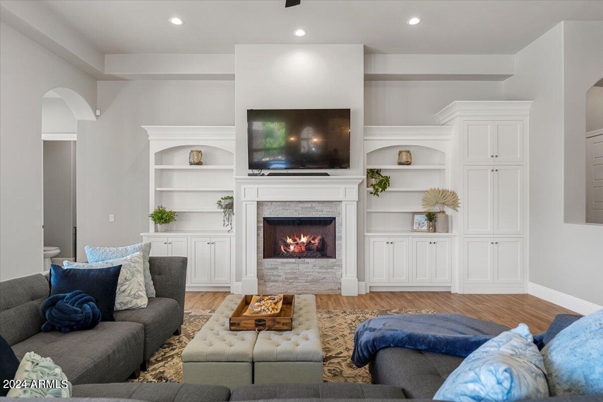 5600 S GEMSTONE Drive