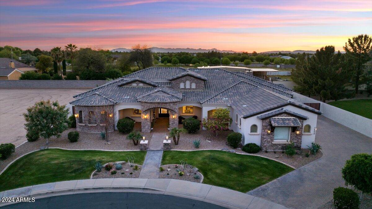 5600 S GEMSTONE Drive