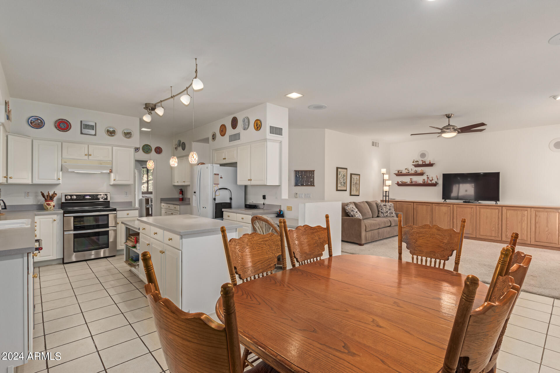 16018 N 17TH Way