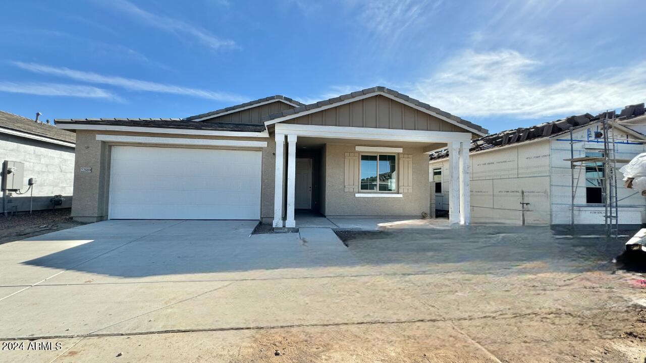 22889 E ROUNDUP Way