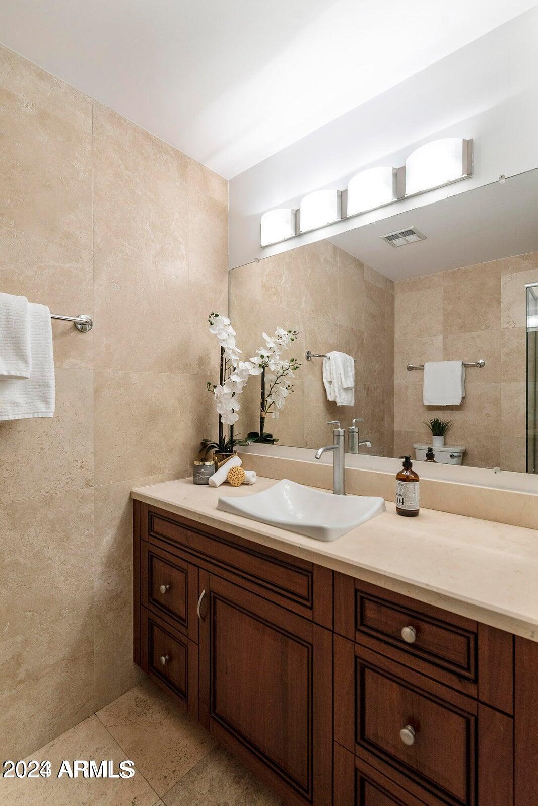 7167 E RANCHO VISTA Drive # 4004