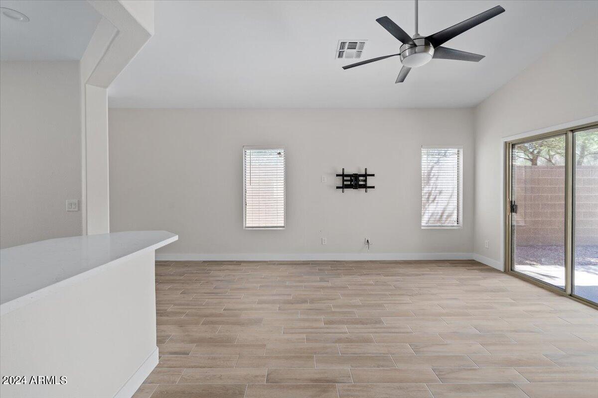 40702 N ROBINSON Drive