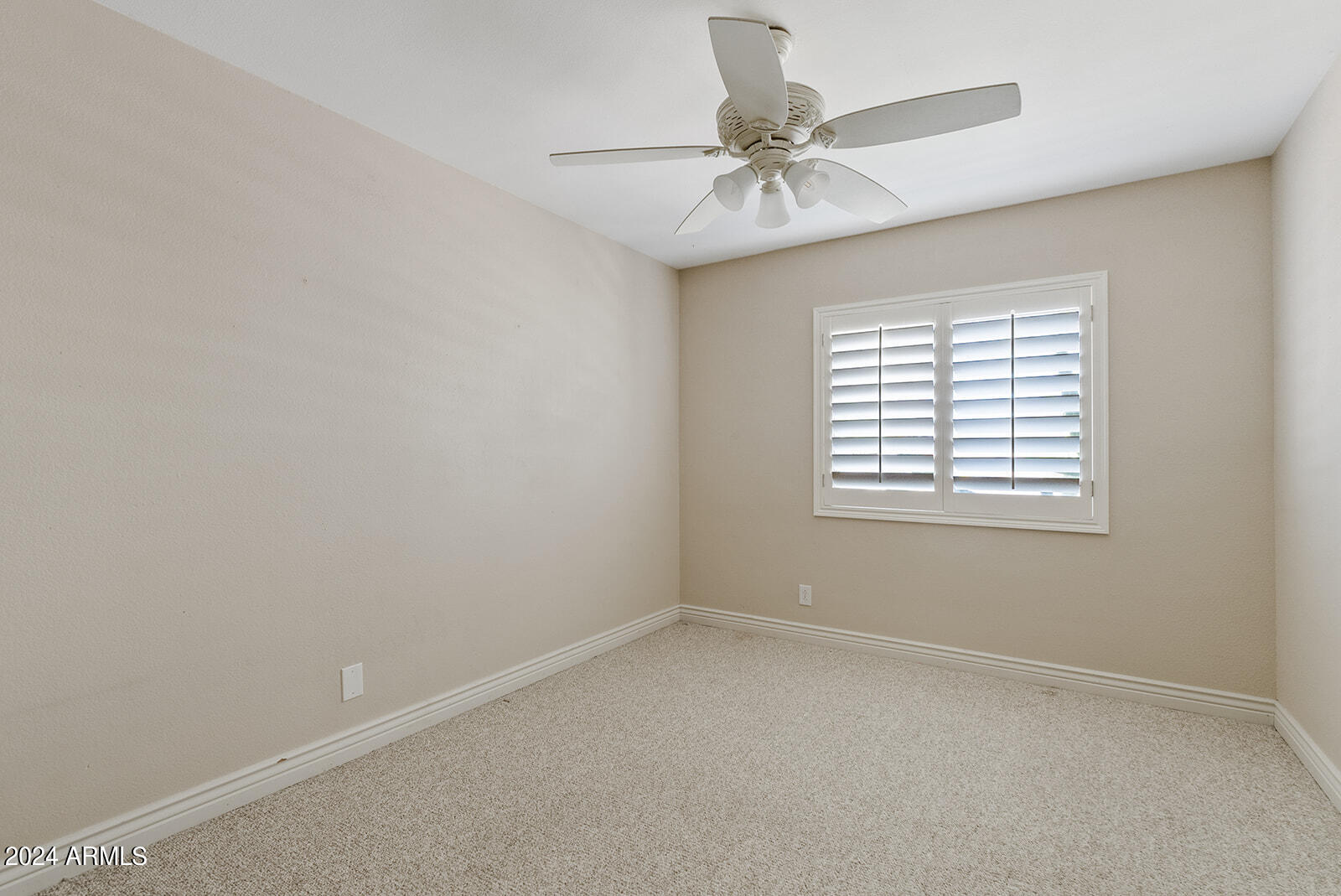 8819 E LUPINE Avenue