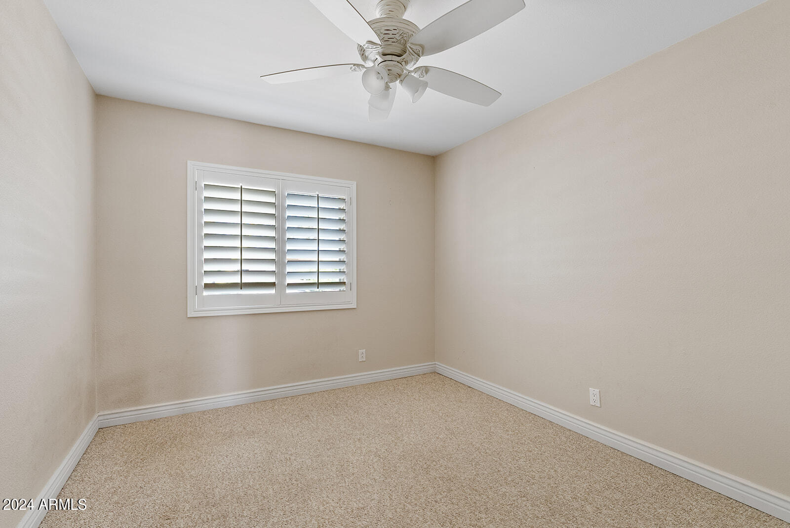 8819 E LUPINE Avenue