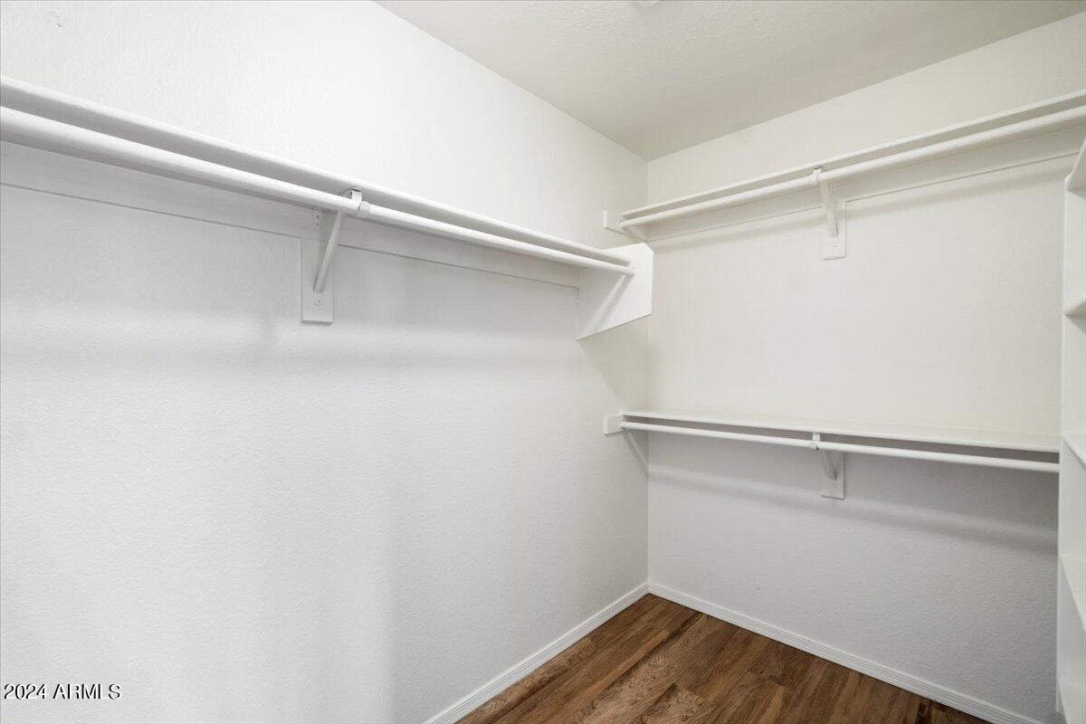 5732 E HARMONY Avenue