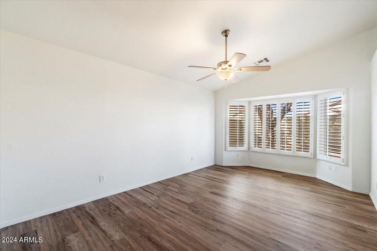 5732 E HARMONY Avenue