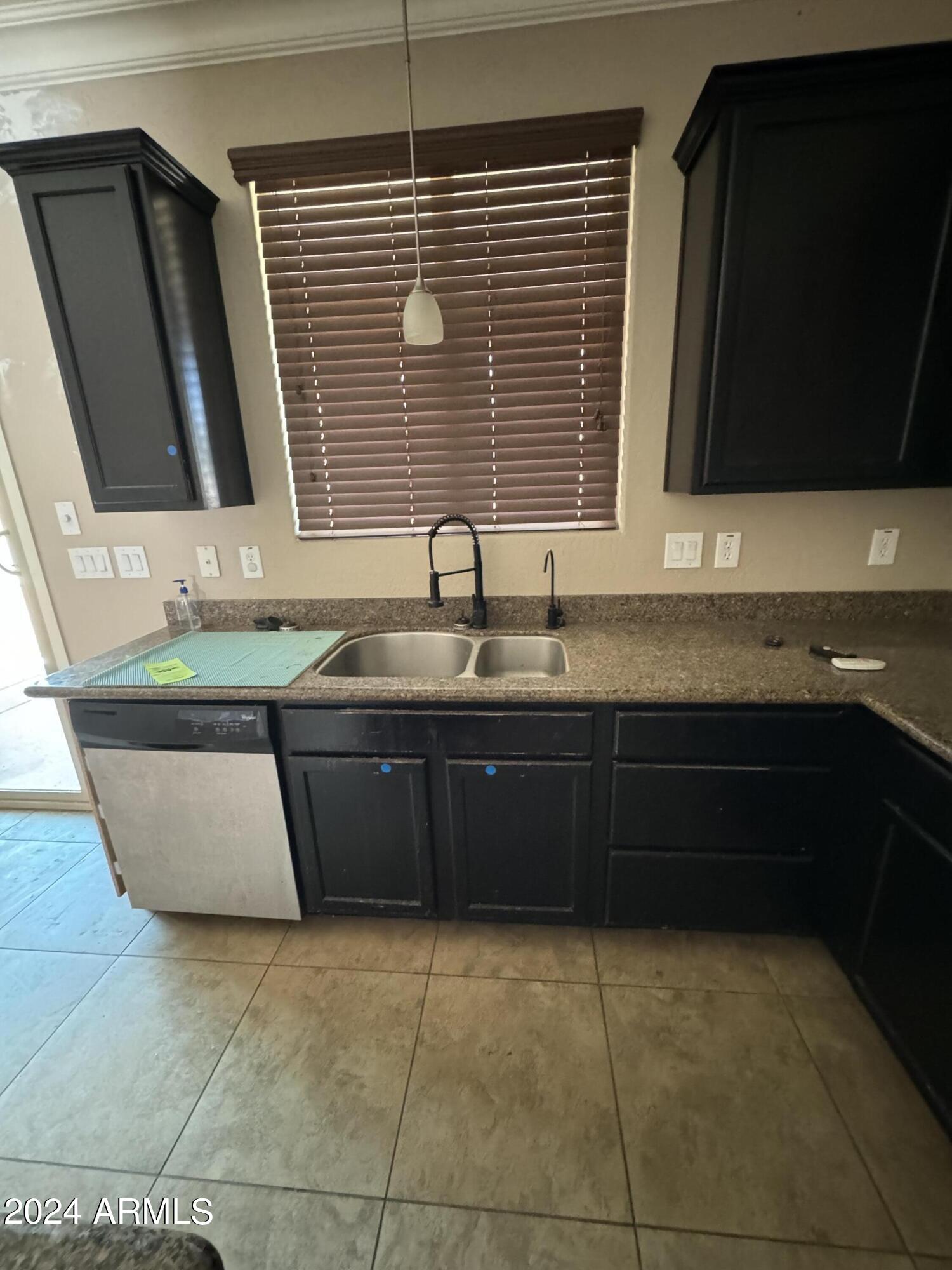 21266 E VIA DE OLIVOS --
