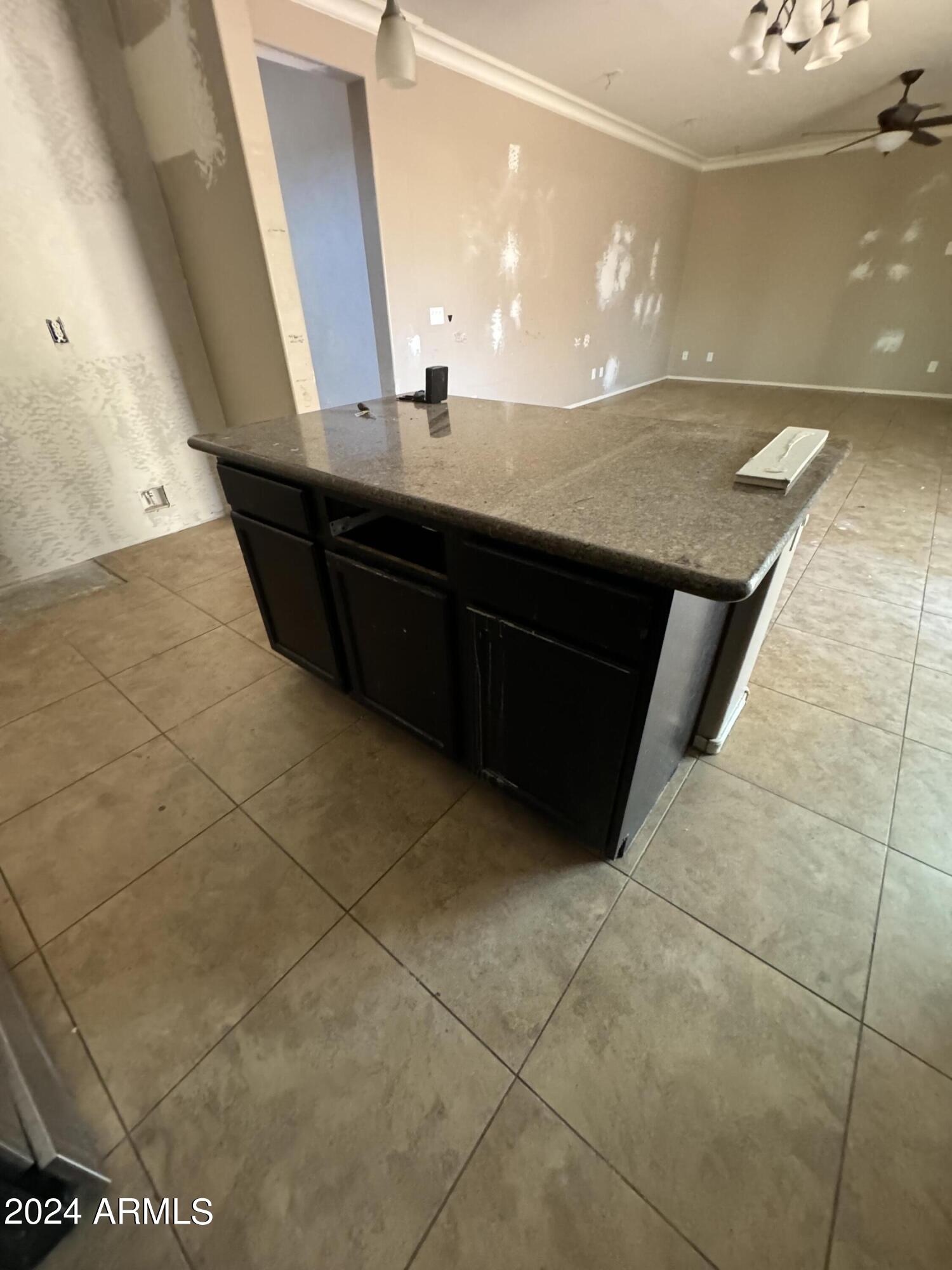 21266 E VIA DE OLIVOS --