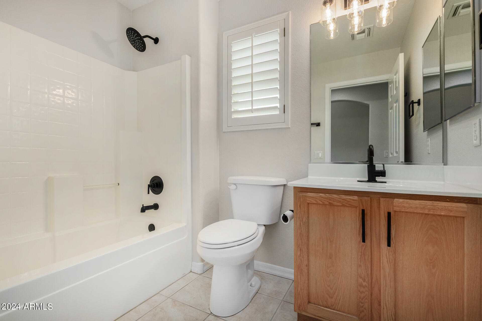 3504 E BELLERIVE Place