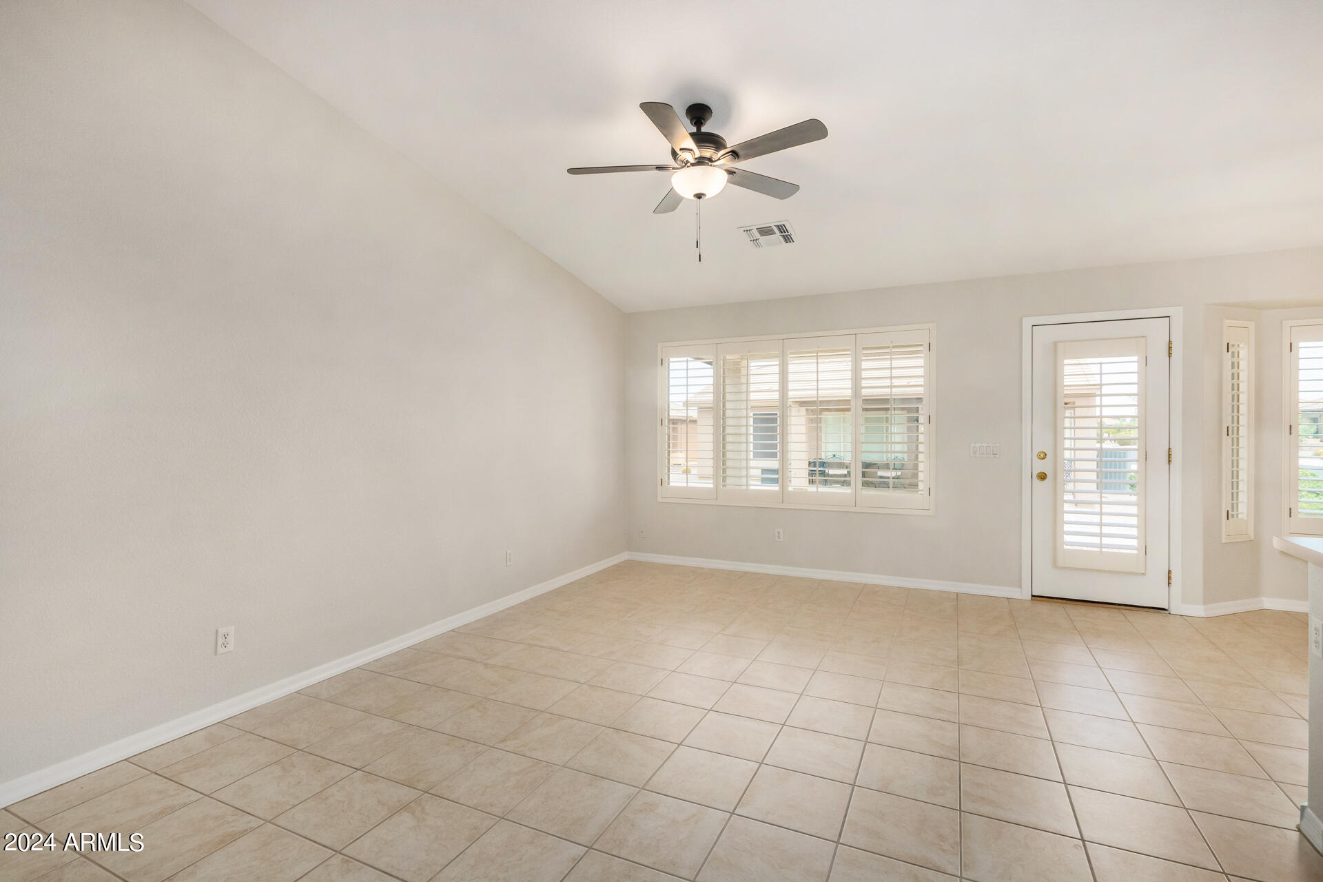 3504 E BELLERIVE Place