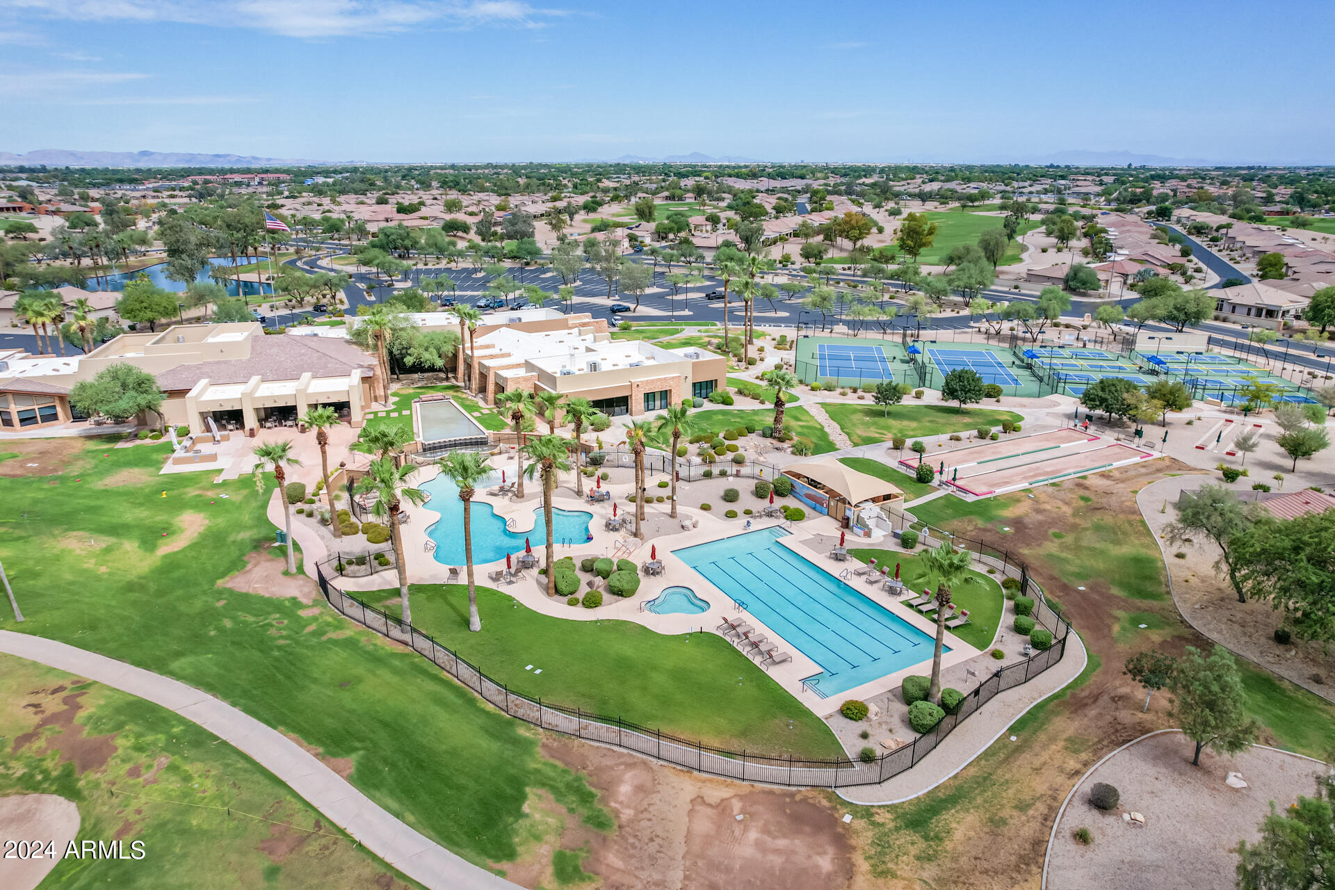 3504 E BELLERIVE Place