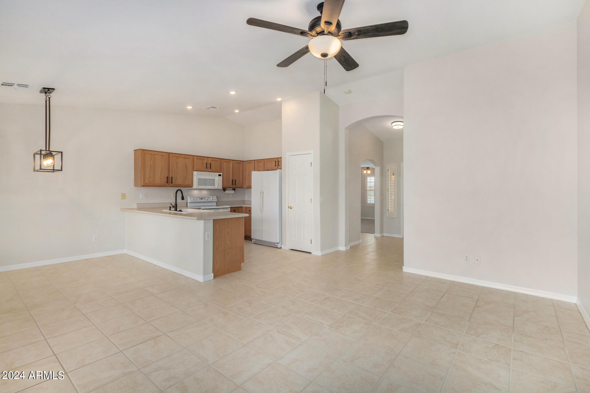 3504 E BELLERIVE Place