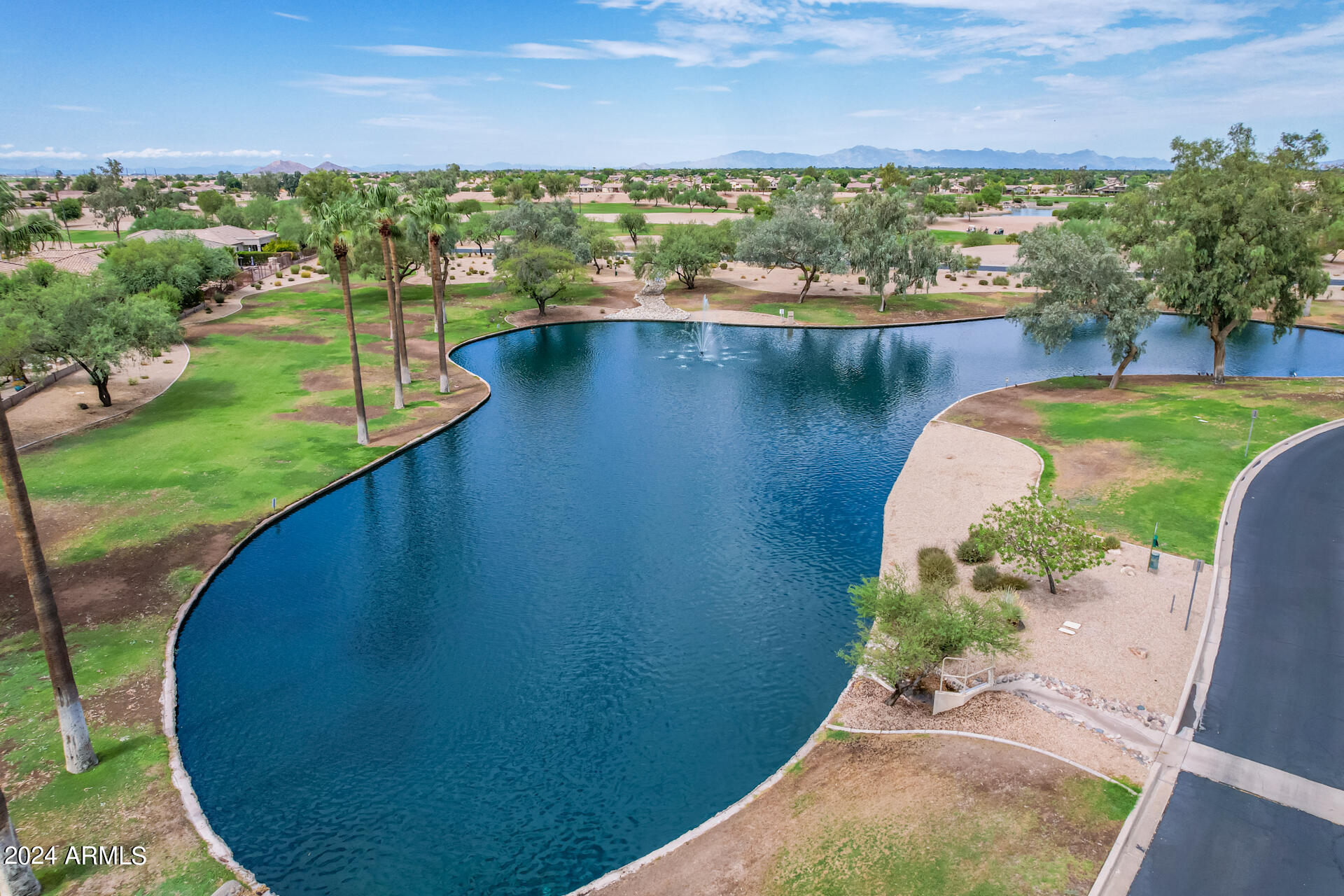 3504 E BELLERIVE Place