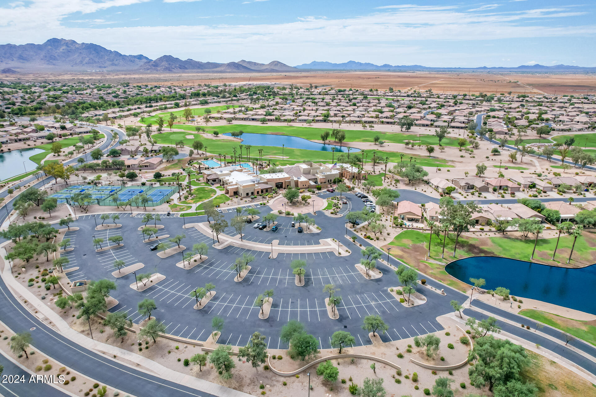 3504 E BELLERIVE Place