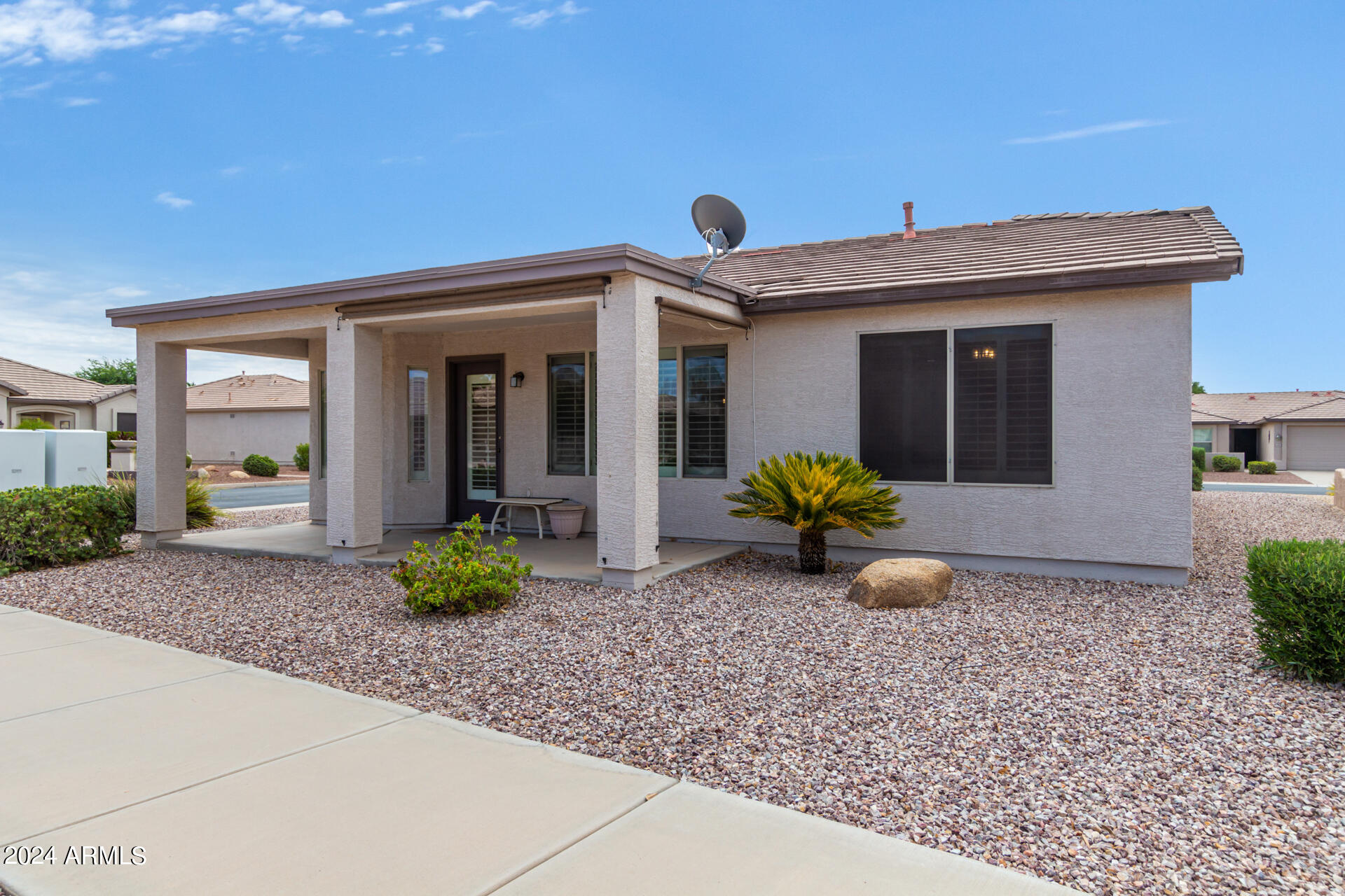 3504 E BELLERIVE Place